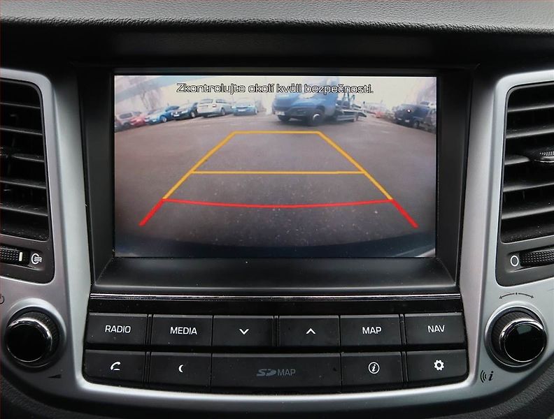 Hyundai i30 (2013) 1.6 GDI, Tempomat - fotka 13 z 18