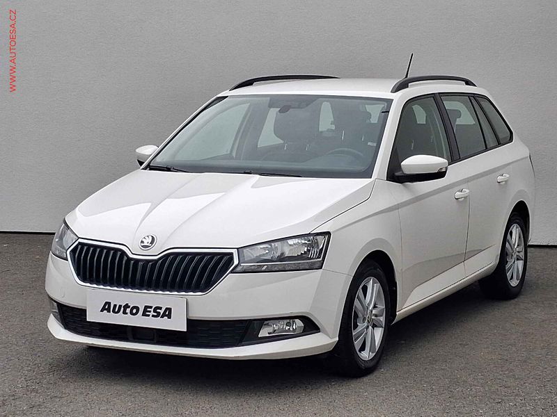 Škoda Fabia (2022) 1.0 TSi, ČR, Ambition, STK7 - fotka 3 z 17