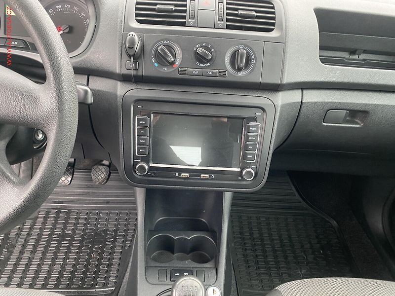 Škoda Fabia (2010) 1.6 TDi, ČR - fotka 12 z 15