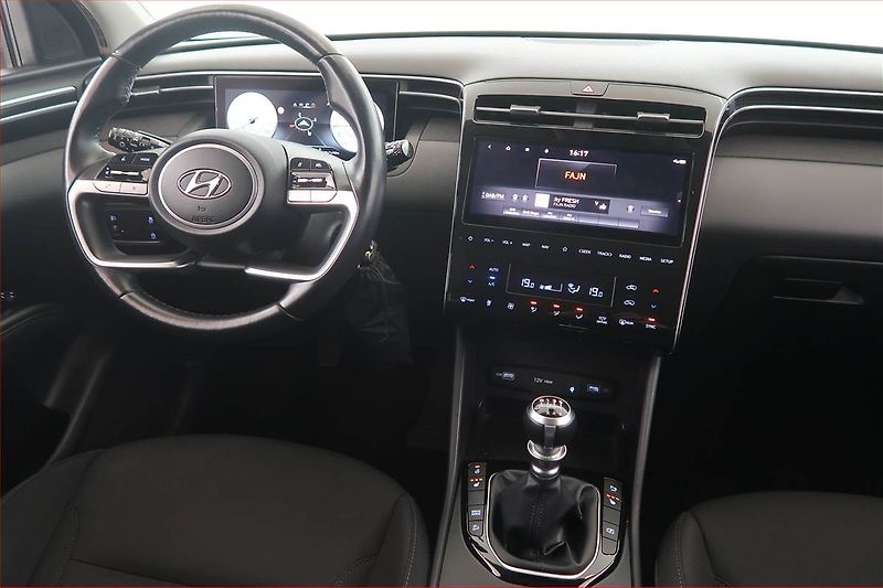 Hyundai Tucson (2021) 1.6 T-GDI - fotka 7 z 17
