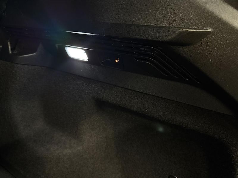 Volkswagen ID.4 150kW PRO PF. TAŽNÉ TČ 2XALU - fotka 35 z 44