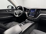 Volvo XC60 B5 AWD CORE CZ AUT 1.MAJ - náhled 24