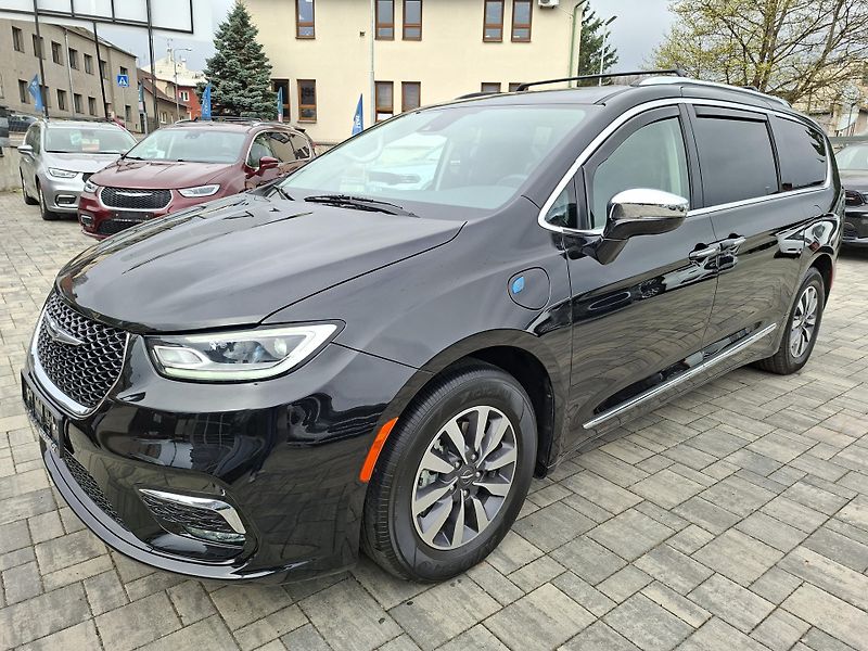 Chrysler Pacifica (2021) 3,6 LIMITED,HYBRYD, REZERVACE  - fotka 3 z 38