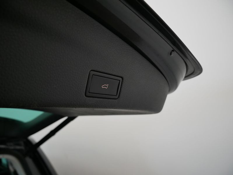 Volkswagen Sharan - fotka 25 z 25