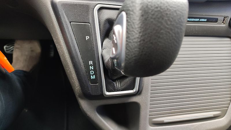 Ford Tourneo Custom (2019) 2,0 TDCi 136kW Aut. 8-Míst - fotka 14 z 26