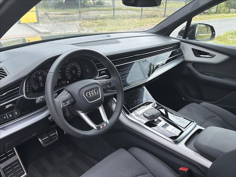 Audi Q7 3,0 TDI 210 KW S-LINE QUATTRO - fotka 13 z 39