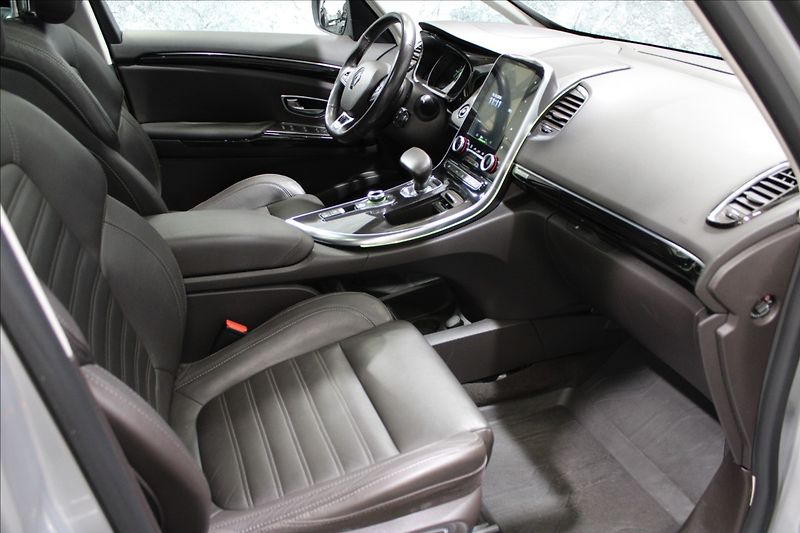 Renault Espace 1,6 dCi panorama, LED, 7 míst - fotka 11 z 35