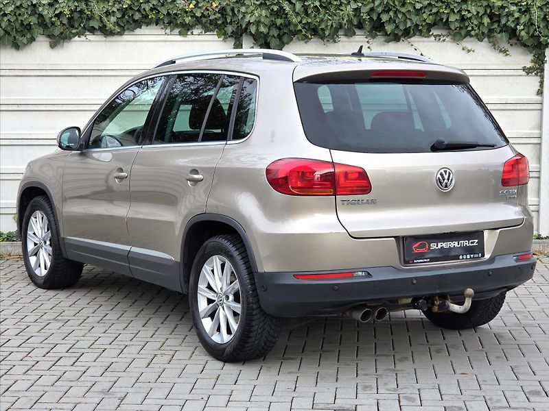 Volkswagen Tiguan 2,0 TDi DSG 4x4 Tažné z. Track - fotka 4 z 24