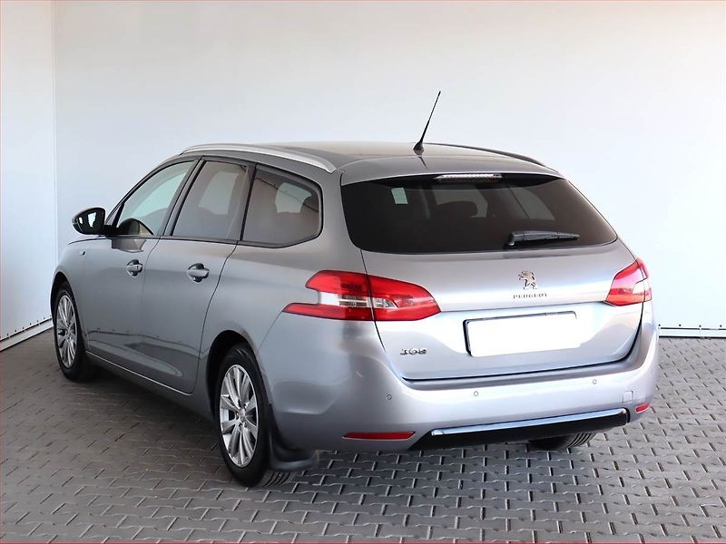 Peugeot 308 (2016) 1.6 BlueHDi, Serv.kniha - fotka 4 z 17