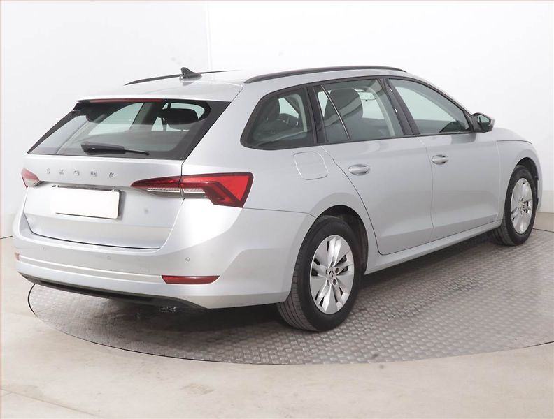 Škoda Octavia (2023) Ambition 2.0 TDI - fotka 5 z 14