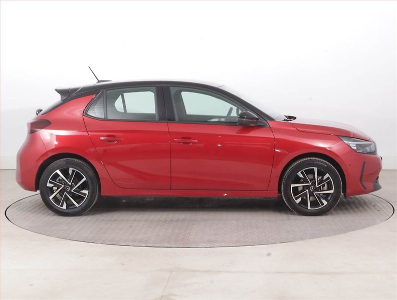 Opel Corsa (2025) 1.2 Turbo, Automat, Serv.kniha - fotka 6 z 16