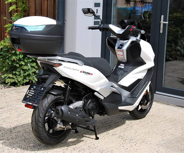 Motorro EasyMax 125i (2026) TUMOTO Easymax Plus 125i - fotka 12 z 25
