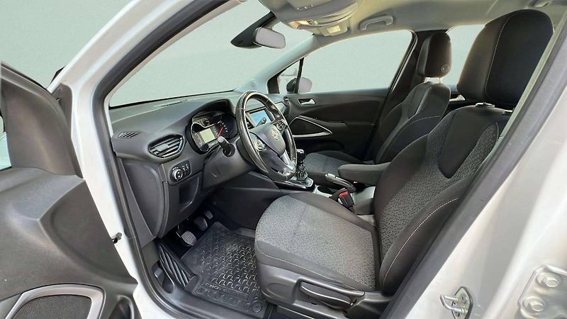 Opel Crossland Edition 1.2 TURBO 81kW MT6/P39 - fotka 25 z 38