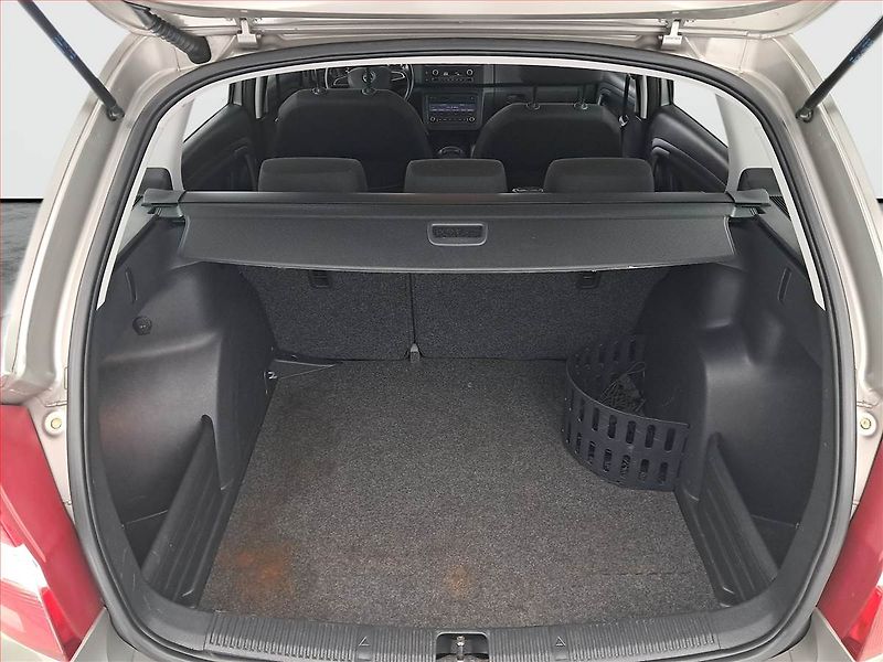 Škoda Fabia (2014) Elegance 1.6 TDI, Tempomat - fotka 13 z 15