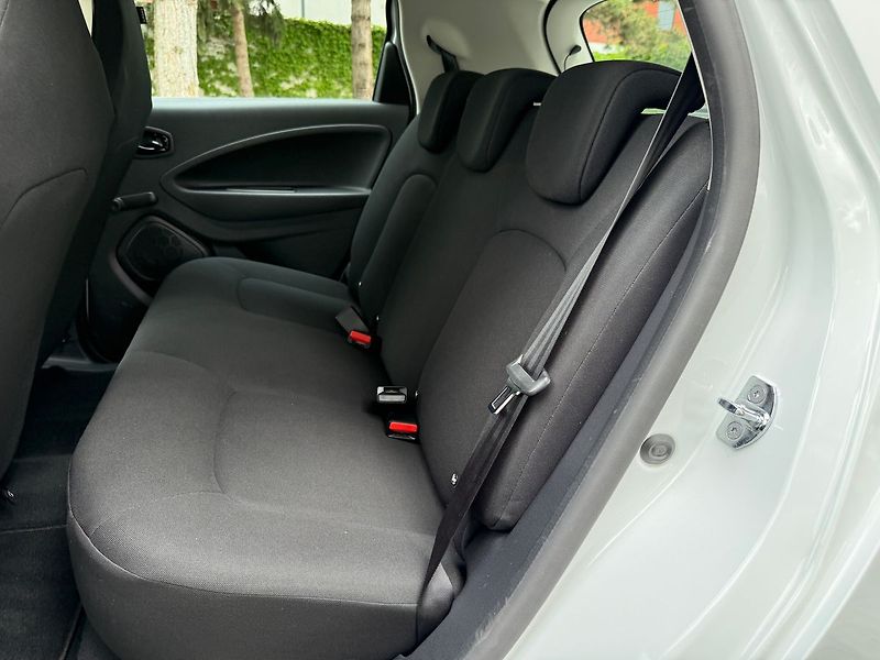 Renault ZOE ZE50 Life  WINTERPACKET - fotka 8 z 26
