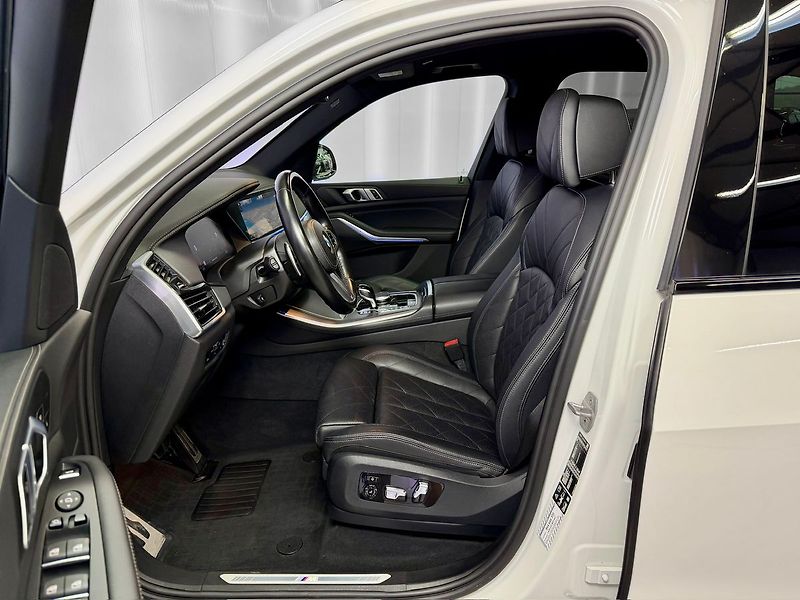 BMW X5 40d xDrive M-PAKET, LED. DRIVE - fotka 11 z 29