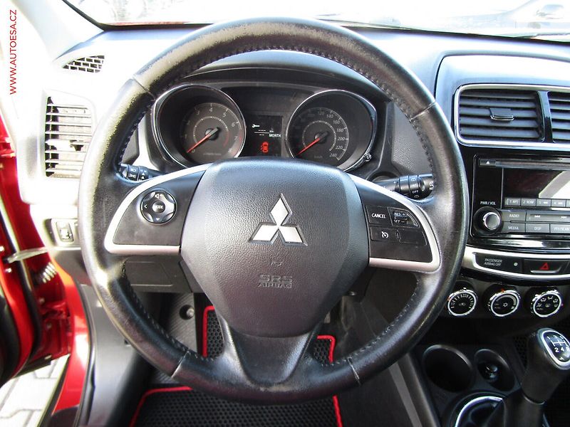 Mitsubishi ASX (2015) 1.6 MIVEC, ČR, AC, temp - fotka 16 z 18