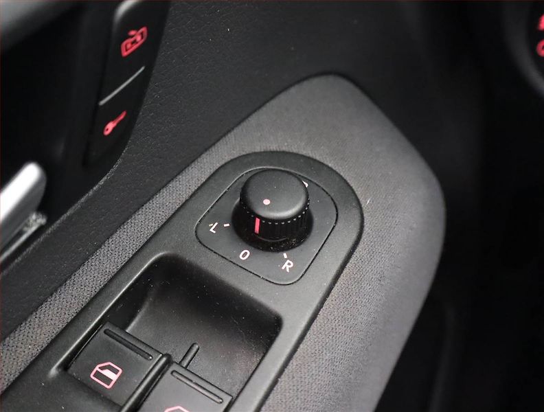 Volkswagen Amarok (2014) 2.0 BiTDI, 4X4, Automat - fotka 17 z 22