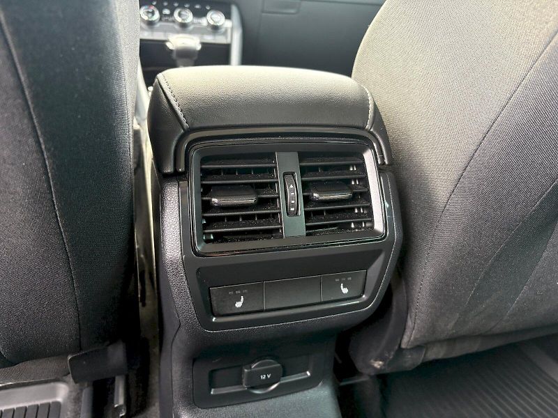 Škoda Karoq (2025) DSG 2.0 TDI / 110kW / SELECTIO - fotka 13 z 24