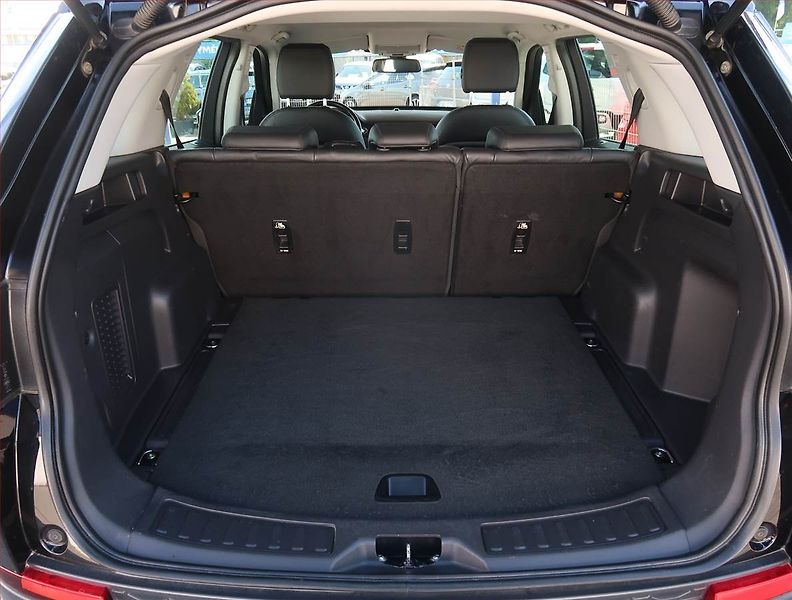 Land Rover Discovery Sport (2015) TD4, 4X4, Automat, Kůže - fotka 14 z 18