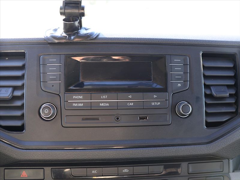 Volkswagen Crafter 2.0 TDI 103kW DPH CZ - fotka 18 z 28