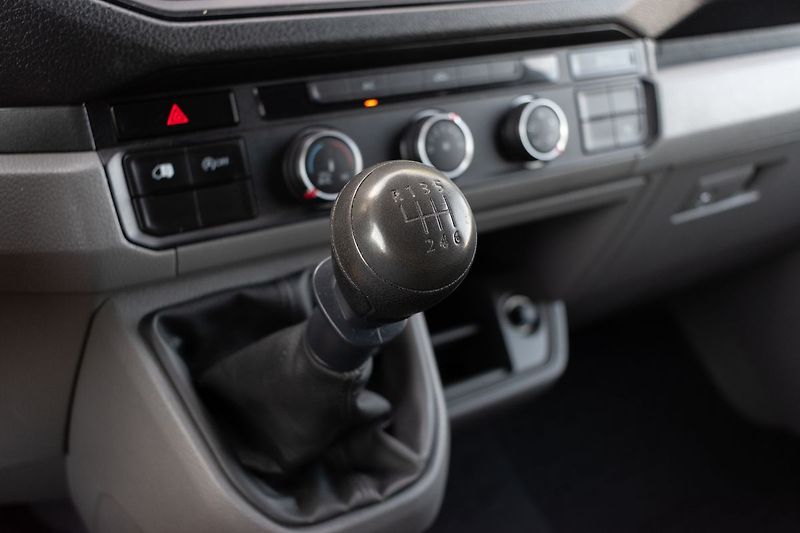 Volkswagen Crafter 2.0 TDI 103kW L2H2 KAMERA*DPH* - fotka 13 z 23