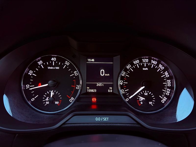 Škoda Octavia 1.4 TSi Style, Serviska, 1.Maj - fotka 18 z 25