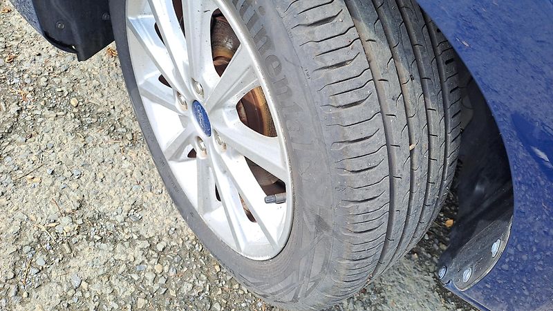 Ford Fiesta 1.0 EcoBoost Titanium - fotka 17 z 26