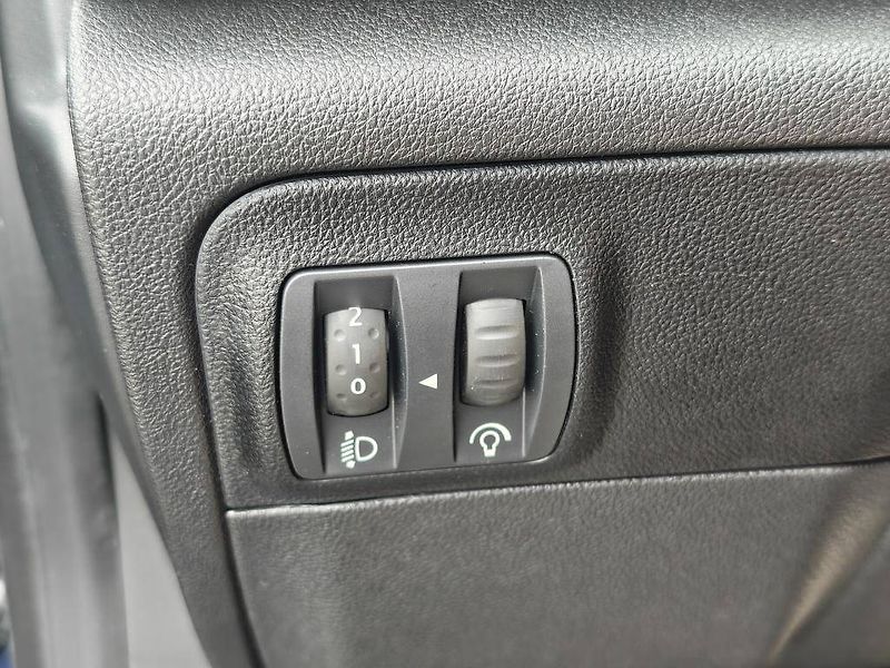 Renault Mégane Authentique 1.4 - fotka 18 z 23