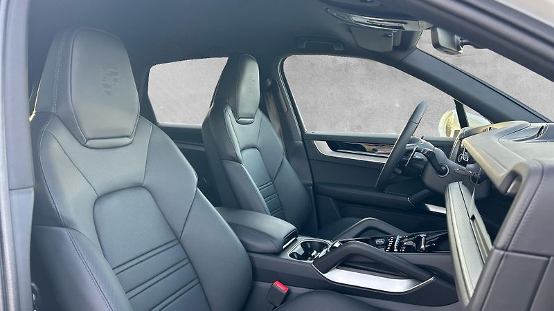 Porsche Cayenne (2025) - fotka 17 z 29