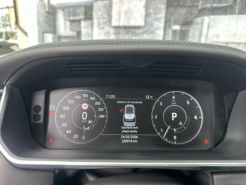 Land Rover Range Rover (2017) 3.0TDV6, 190KW, 360°, SOFT,DPH - fotka 25 z 35