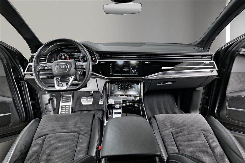 Audi SQ7 4x4 / MATRIX / PANO/VZDUCH - fotka 14 z 25