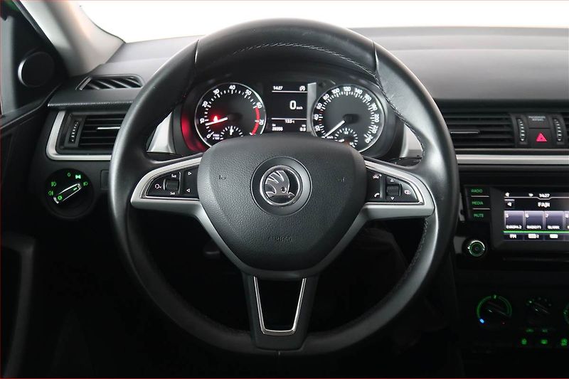 Škoda Rapid (2017) Ambition Plus 1.2 TSI - fotka 14 z 15