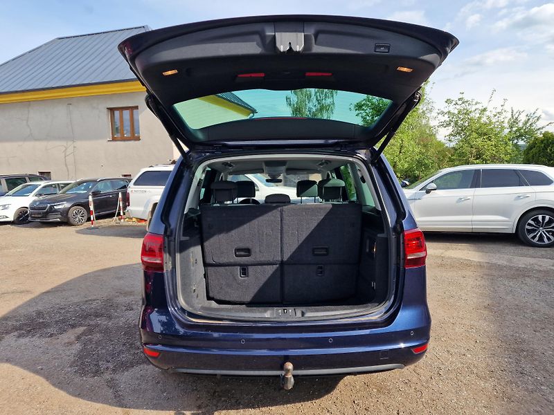 Volkswagen Sharan 2,0TDI 4MOTION 7MÍST WEBASTO  - fotka 9 z 24