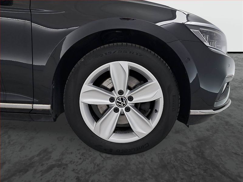 Volkswagen Passat (2020) Elegance 2.0 TDI, Automat - fotka 15 z 19