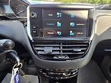 Peugeot 2008 (2018) 1.2 PT 110 ALLURE MAN5 - náhled 16
