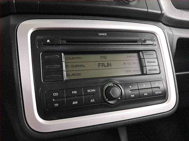 Škoda Fabia (2009) 1.2, nová STK, jezdí dobře - fotka 13 z 15