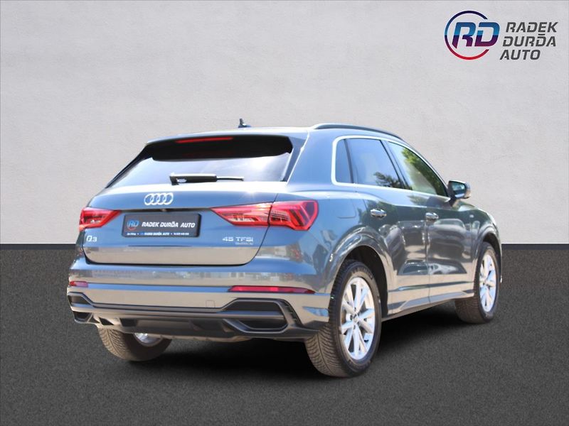 Audi Q3 2,0 TFSI  DPH,A/T,4x4,S-LINE - fotka 5 z 35