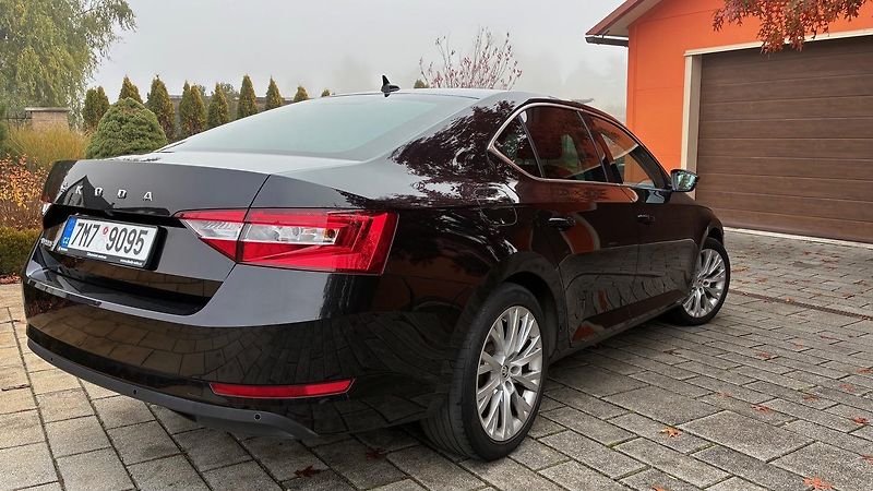Škoda Superb (2022) Škoda Superb Liftback 2.0 TDI  - fotka 5 z 18