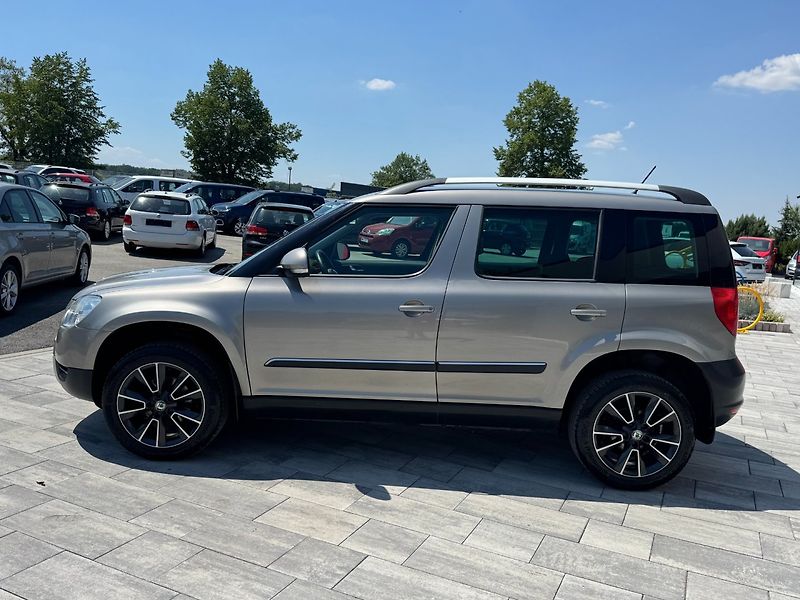 Škoda Yeti (2012) Elegance 1,2 TSI 77 Kw - fotka 8 z 37