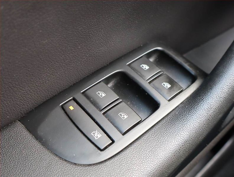 Opel Zafira (2017) 2.0 CDTI, 7 míst, Serv.kniha - fotka 15 z 19
