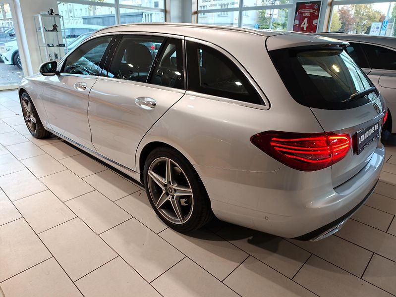 Mercedes-Benz Třídy C 220 d Avantgarde kombi - fotka 6 z 31