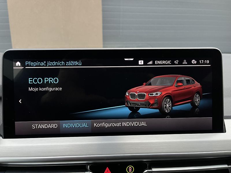 BMW X4 (2024) 3,0xD ///M 210Kw,TZ,webas,ACC - fotka 32 z 58