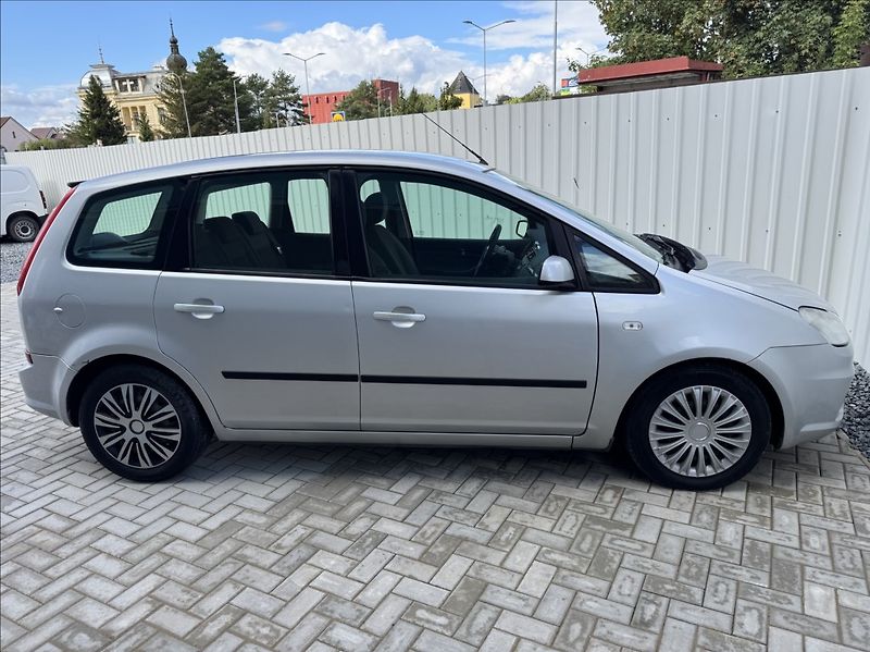 Ford C-MAX 1,6 TDCi 66kW klima - fotka 14 z 45