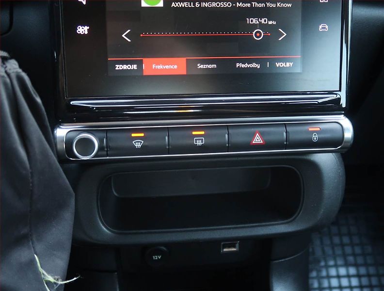 Citroën C3 (2019) 1.2 PureTech, ČR,1.maj - fotka 17 z 22
