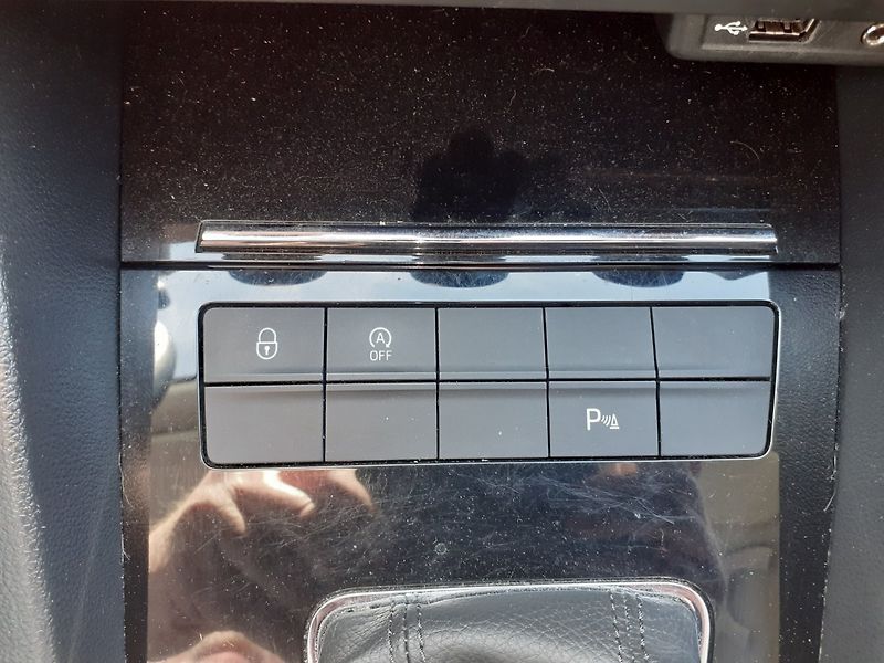 Škoda Octavia (2017) 2.0 TDi DSG - fotka 17 z 39