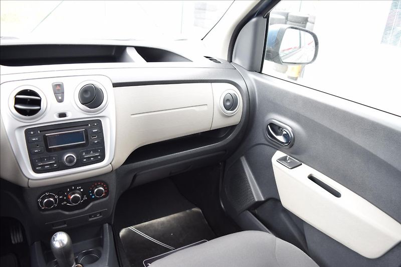Dacia Dokker 1,2 i 85KW NÍZKÉ KM PO SERVISE - fotka 31 z 47