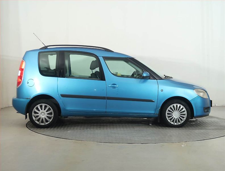 Škoda Roomster (2006) 1.4 16V, po STK, Tažné - fotka 6 z 13