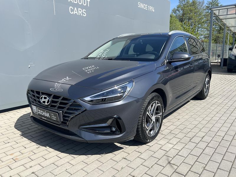 Hyundai i30 (2020) - fotka 41 z 44