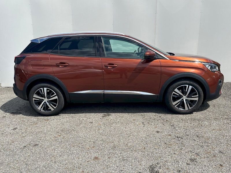 Peugeot 3008 (2017) ALLURE 1.6 THP 121kW - fotka 24 z 26